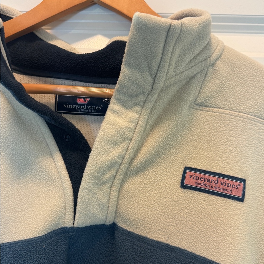 5 Vineyard Vines Pullovers – Size Large – Harbor Fleece & Shep Shirt Bundle - Picture 8 of 10